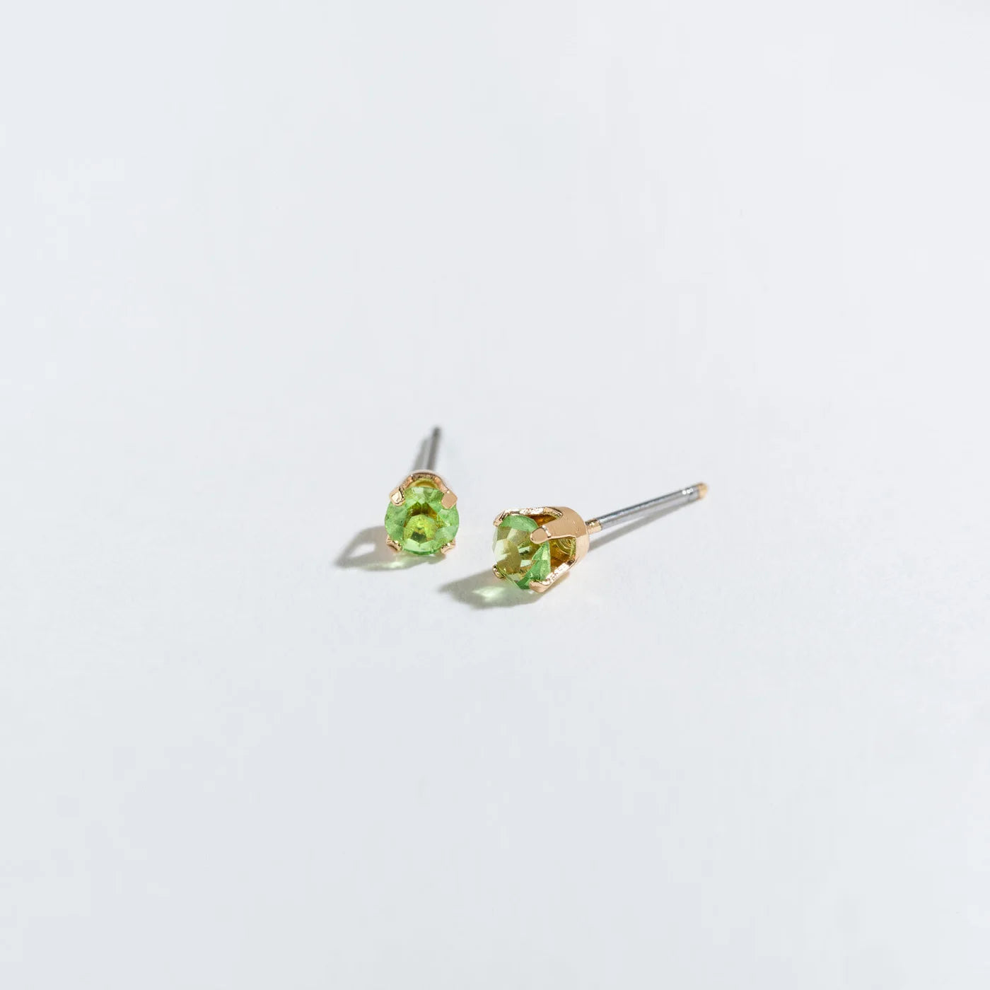 August Birthstone Ear Sense Earrings