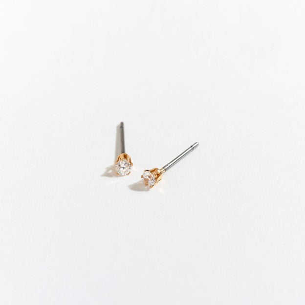 2MM Gold CZ Ear Sense Earrings